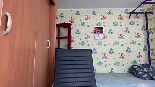 Snapshot of chiraq1945 chatting on 02-21-26, 10:17 chiraq1945 online show from 02-21-26, 10:17