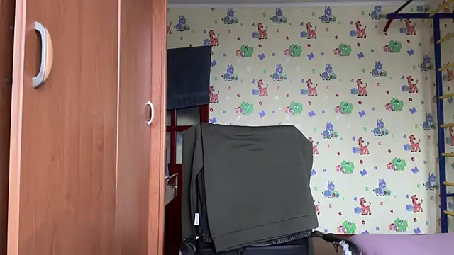 chiraq1945 online show from 12-21-25, 07:54