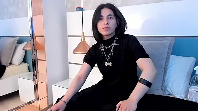 Ashkoreh online show from 11-02-25, 06:35