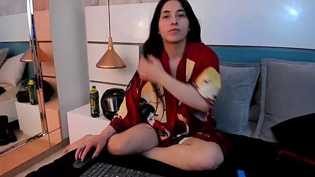 Snapshot of Ashkoreh chatting on 07-08-26, 09:48 Ashkoreh online show from 07-08-26, 09:48