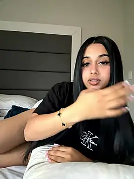 LilMisIndianx online show from 01-18-26, 01:47