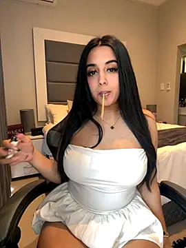 LilMisIndianx online show from 10-25-25, 08:57