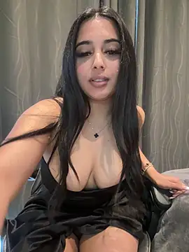 LilMisIndianx online show from 09-22-25, 07:25