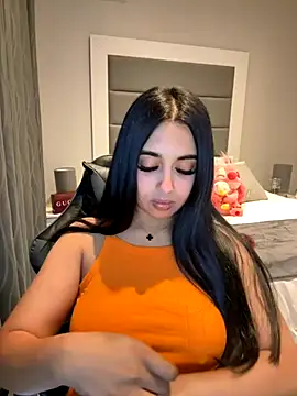 LilMisIndianx online show from 11-21-25, 08:46