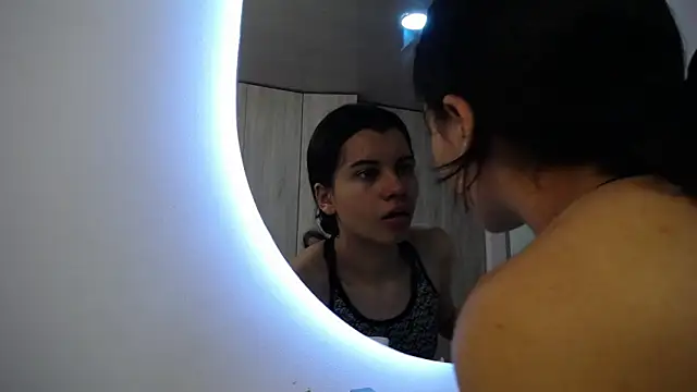 pinky f00x online show from 11-24-25, 07:47