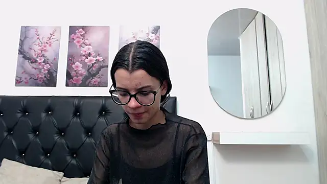 pinky f00x online show from 04-23-26, 07:15