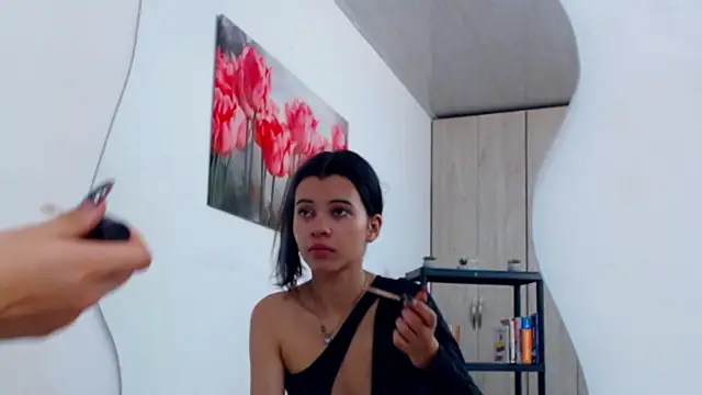 Snapshot of pinky_f00x chatting on 02-24-26, 07:26 pinky f00x online show from 02-24-26, 07:26