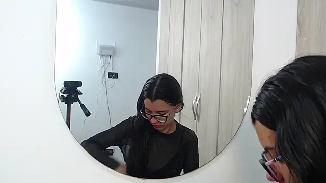 pinky f00x online show from 11-15-25, 08:57