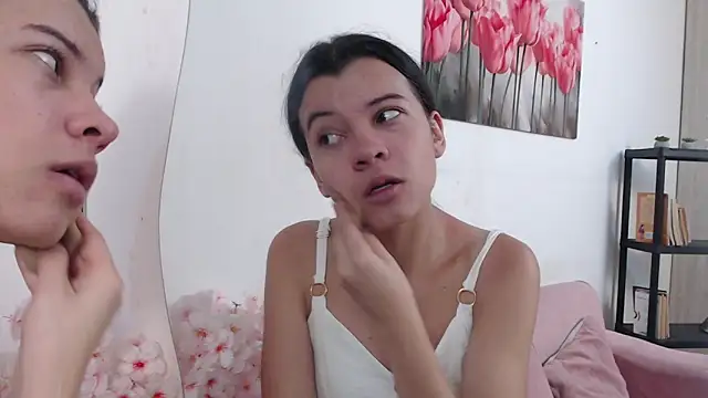 pinky f00x online show from 05-06-26, 07:18