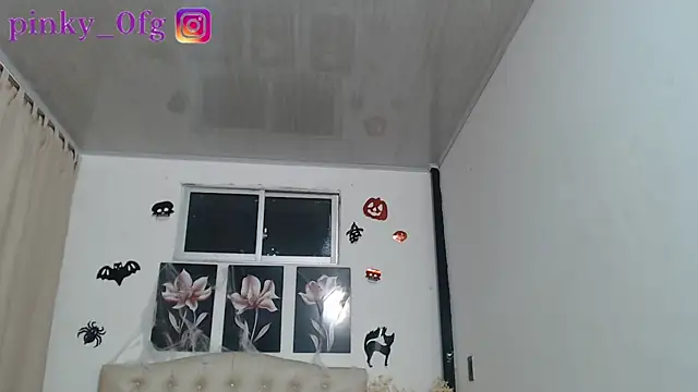 pinky f00x online show from 10-11-25, 12:11