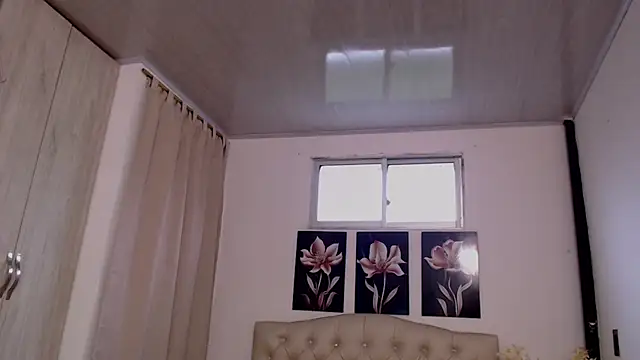 pinky f00x online show from 09-28-25, 07:32