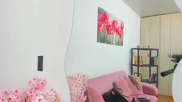 pinky f00x online show from 06-06-26, 07:30