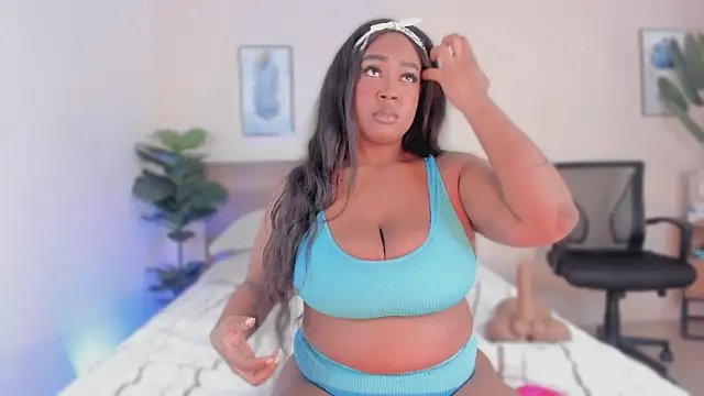 Niicol Jenner online show from 03-26-26, 04:55