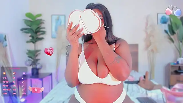 Niicol Jenner online show from 04-10-26, 12:56