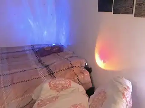 chloe kisses online show from 04-16-26, 11:33