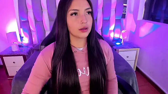 Adaara Rey online show from 10-25-25, 08:53