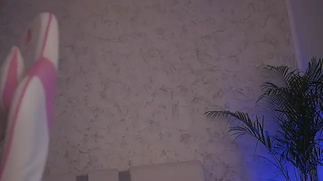 daisyblushh online show from 05-30-26, 10:10