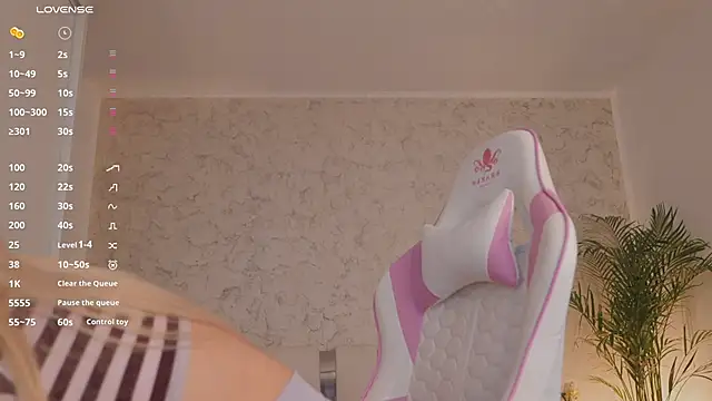 daisyblushh online show from 04-04-26, 03:07