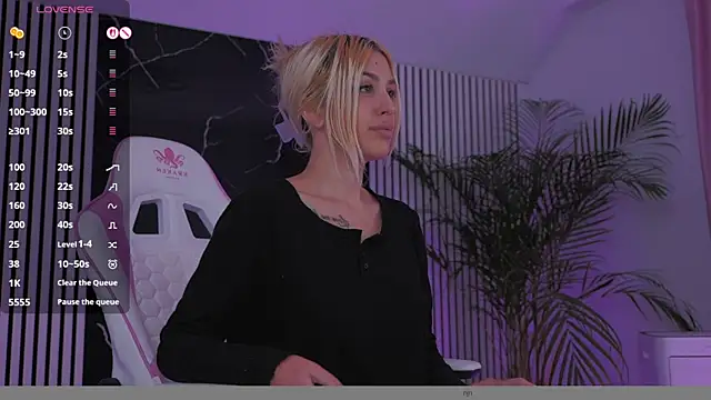 daisyblushh online show from 11-14-25, 05:38