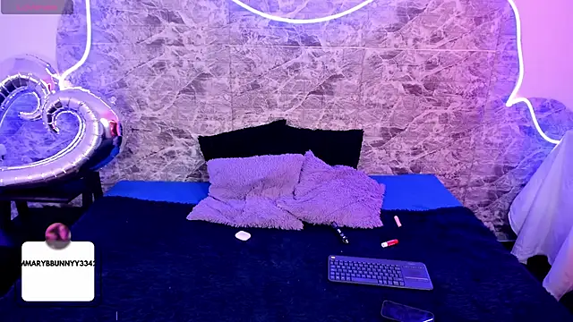 MaryAnneeXOO online show from 03-09-26, 06:11