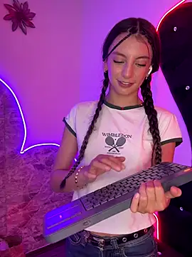 MaryAnneeXOO online show from 11-22-25, 08:29