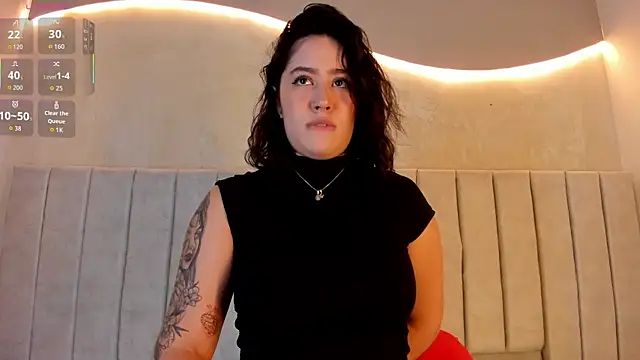 aisha duque online show from 05-20-26, 08:06