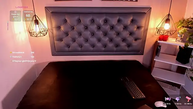 Snapshot of aisha_duque chatting on 12-13-25, 08:04 aisha duque online show from 12-13-25, 08:04