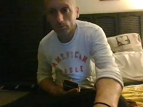 Snapshot of Scott654538 chatting on 02-27-26, 03:23 Scott654538 online show from 02-27-26, 03:23