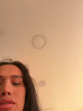 Bella  Wood online show from 03-31-26, 09:50