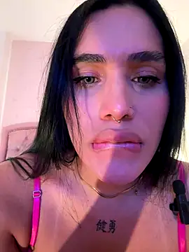 Bella  Wood online show from 11-16-25, 03:17