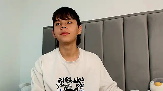 Snapshot of nico_leroy chatting on 09-20-25, 01:05 nico leroy online show from 09-20-25, 01:05
