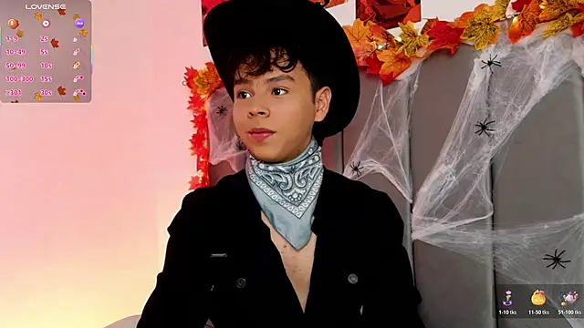 Snapshot of nico_leroy chatting on 10-19-25, 07:49 nico leroy online show from 10-19-25, 07:49
