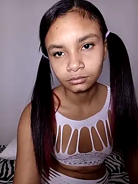 liz7skinny online show from 03-12-26, 09:19