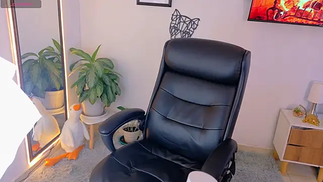 Elian savoy online show from 09-28-25, 09:22