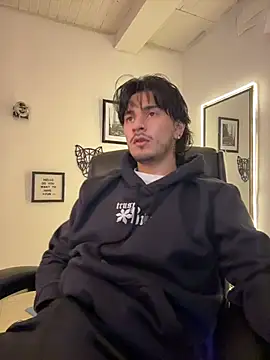 Elian savoy online show from 10-22-25, 11:47