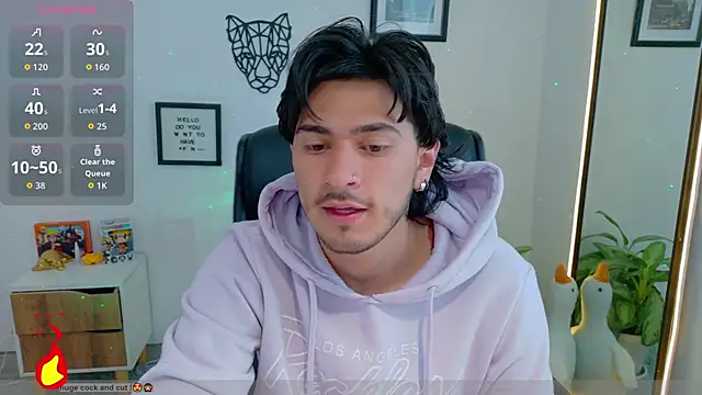 Elian savoy online show from 12-18-25, 01:04