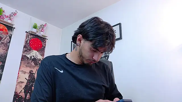 Snapshot of Elian_savoy chatting on 07-17-26, 03:48 Elian savoy online show from 07-17-26, 03:48