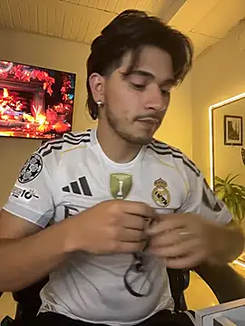 Elian savoy online show from 11-01-25, 01:34