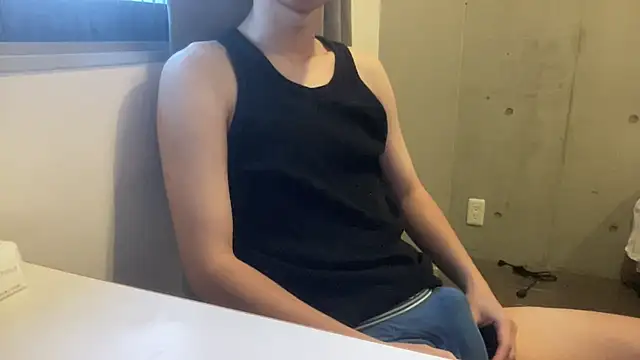 Snapshot of Lotus_boy chatting on 11-07-25, 07:46 Lotus boy online show from 11-07-25, 07:46