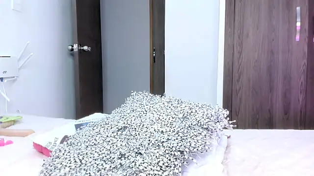 candy hot999 online show from 04-16-26, 11:07