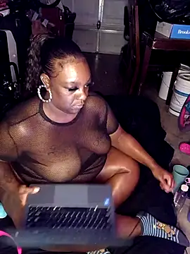 Thickkemzz41 online show from 11-08-25, 01:53