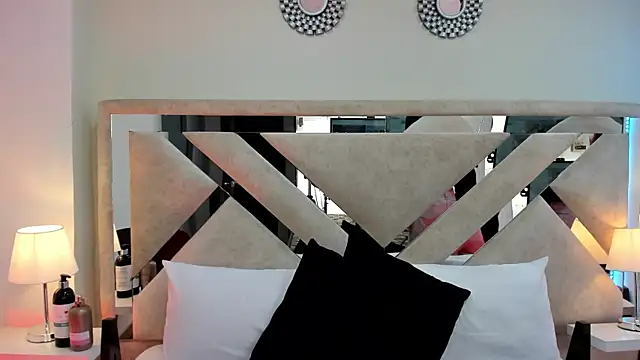 ximena vasquez8 online show from 04-13-26, 03:54