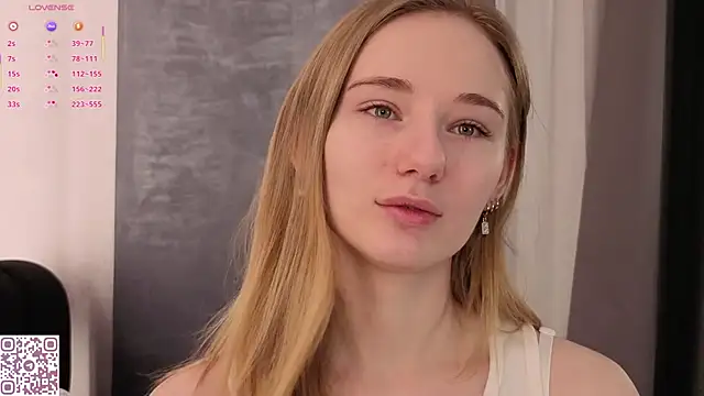 ElvinaRose online show from 11-04-25, 02:04