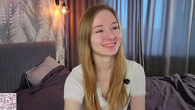 ElvinaRose online show from 04-03-26, 05:25