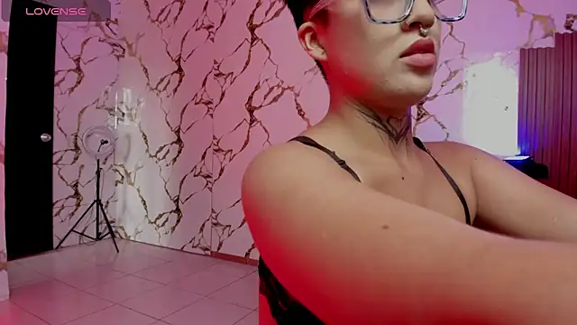 Rebeka-baker online show from 10-10-25, 11:44