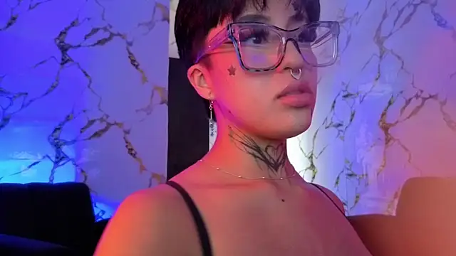 Snapshot of Rebeka-baker chatting on 01-19-26, 02:54 Rebeka-baker online show from 01-19-26, 02:54