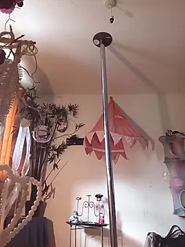 Tannedtattooed69 online show from 04-16-26, 06:47