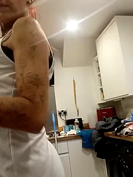 Snapshot of Tannedtattooed69 chatting on 11-11-25, 08:09 Tannedtattooed69 online show from 11-11-25, 08:09