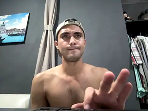 Spicystrip online show from 10-19-25, 04:59