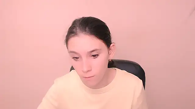 RosaRay  online show from 10-29-25, 07:51